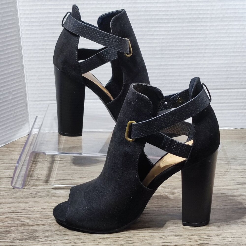 ShoeDazzle Rika Stacked Heeled Sandal Size 8 Black Open Toe